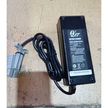 Купить Зарядное устройство для тележек PPT15-2 24V/4А (Charger) - Интернет магазин промышленного оборудования ООО "РУССНАБ"